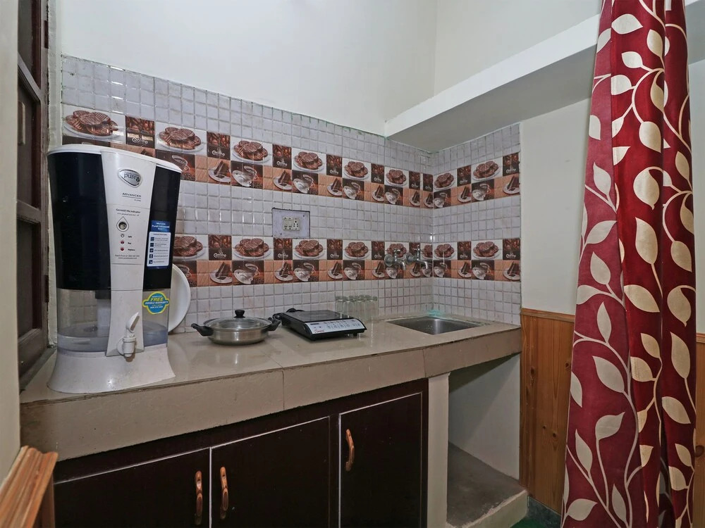OYO 13698 Home Valley View 2BHK Hadimba Temple Road