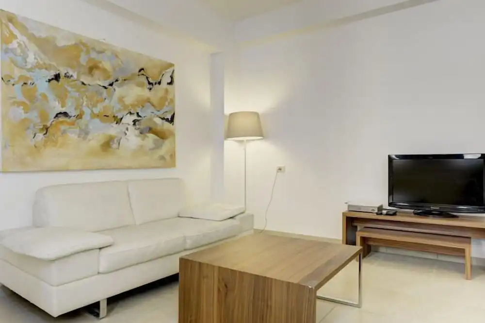 TLVSublet Hayarkon
