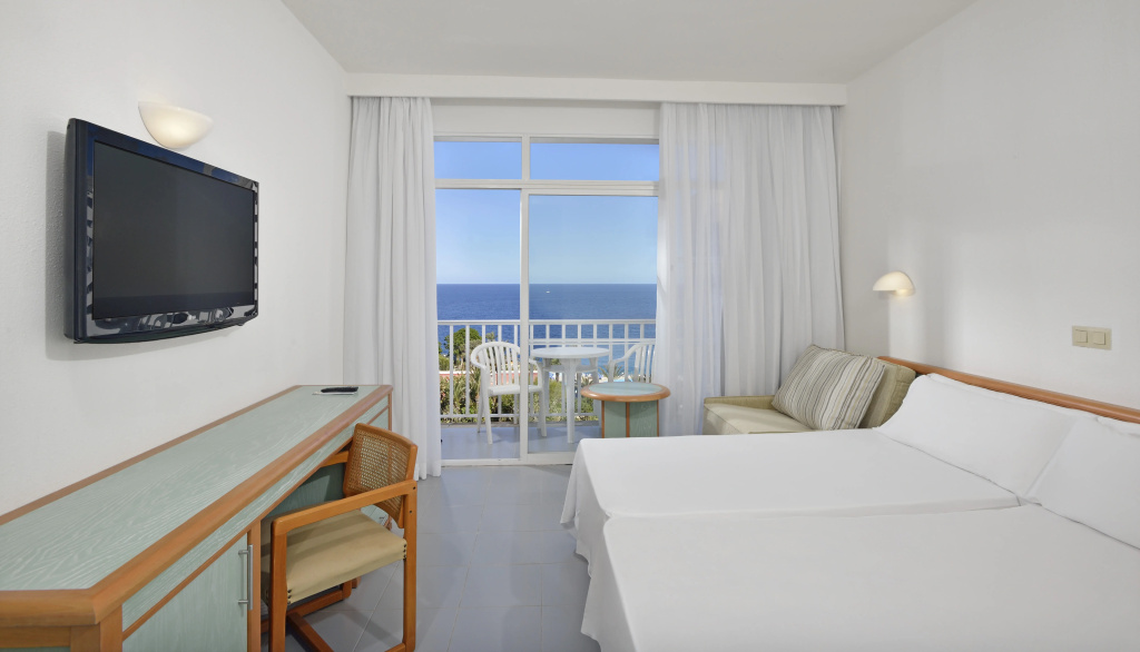 AluaSun Cala Antena - All Inclusive