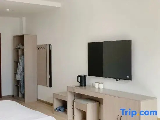 Mengfei Resort Hotel (Dali Erhai Longkan Wharf)