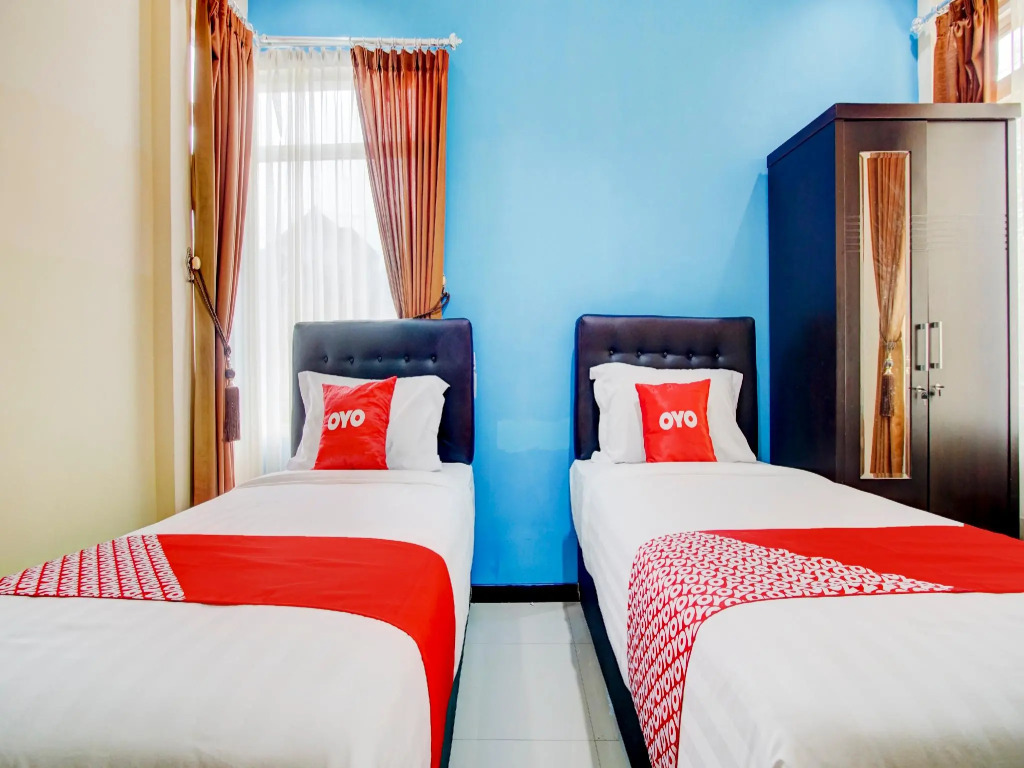 OYO 90217 Cmb 37 Guest House