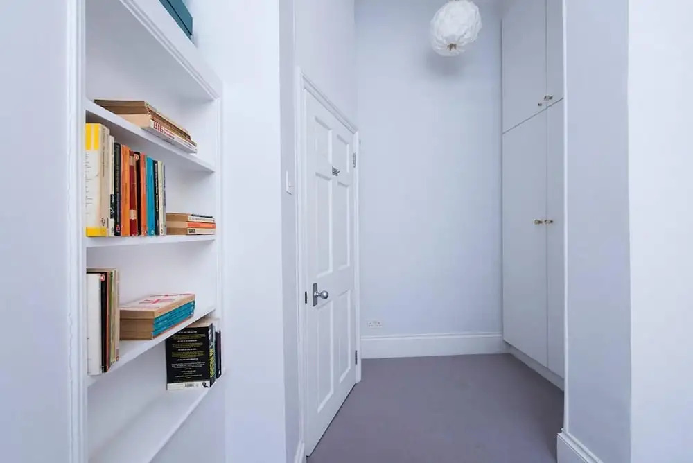 Lovely 2BR Apartment in Kensington