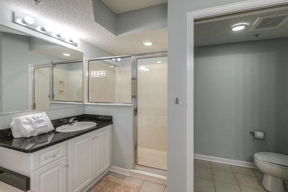 North Tower #407 3 Bedrooms 3 Bathrooms Condo