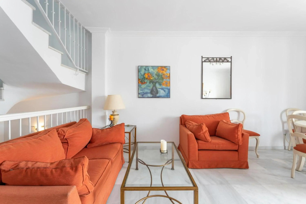 Modern Family Town House
