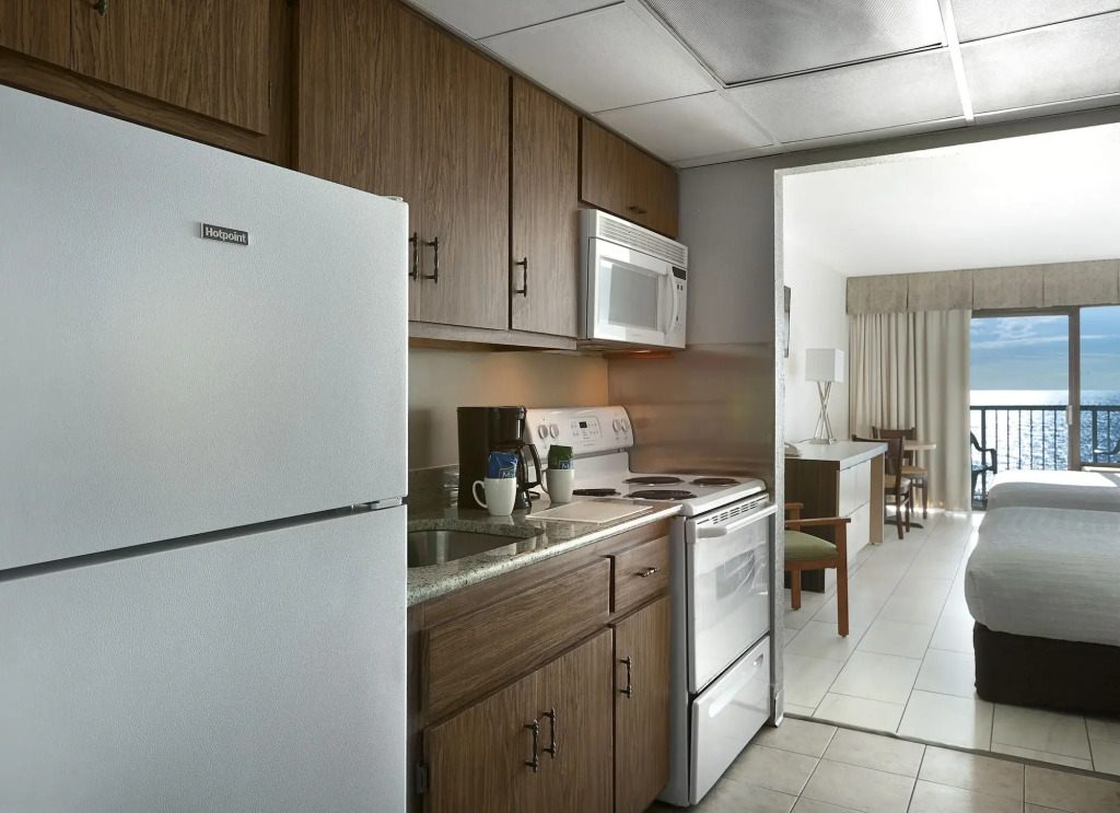 Captains Quarters Resort