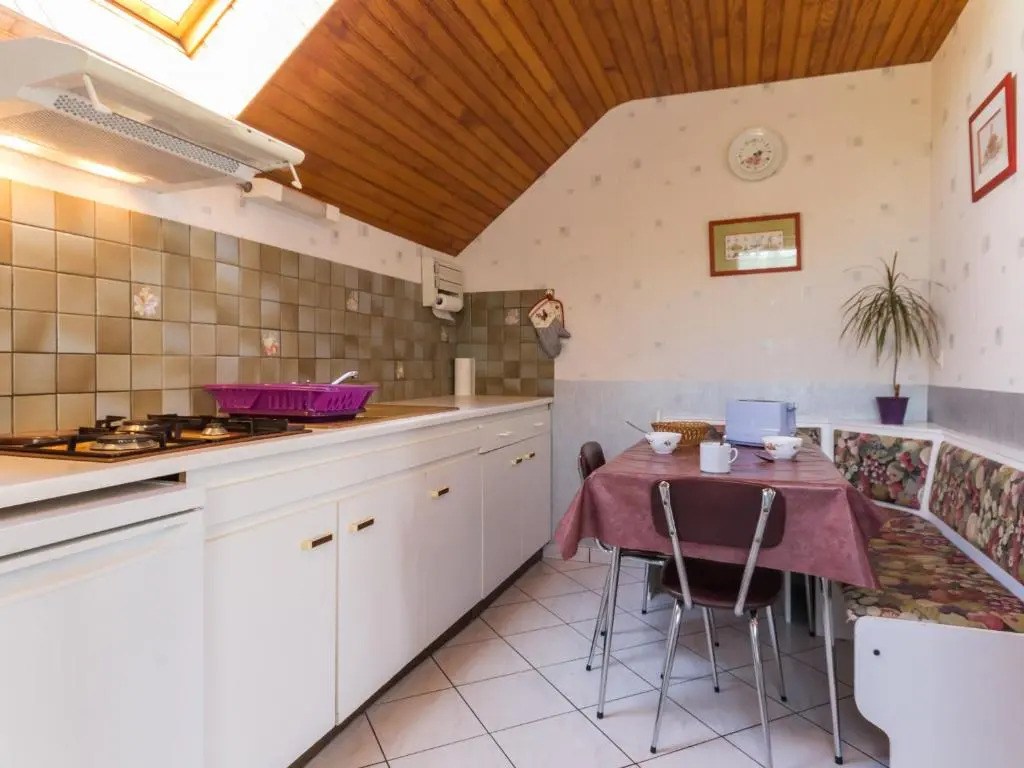 Location saisonnière: Gîte cosy avec jardin clos, proche plages et parc de Brière, wifi inclus! - FR-1-306-892