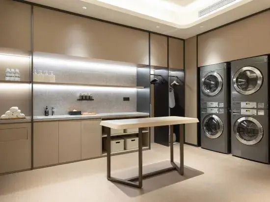 JI Hotel (Chongqing Caijia Metro Station)