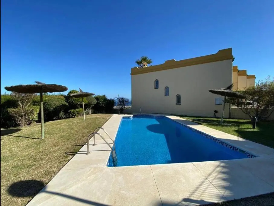 3 bedroom home with amazing views & outdoor spaces
