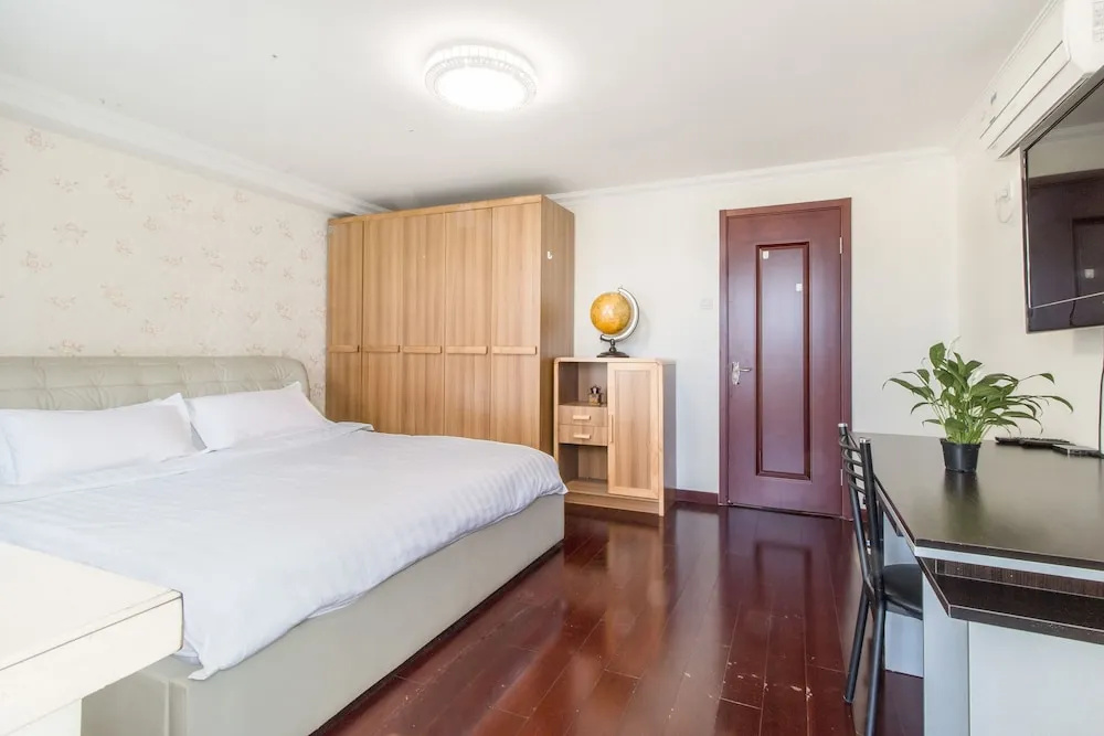 LayMayRest Service Apartment