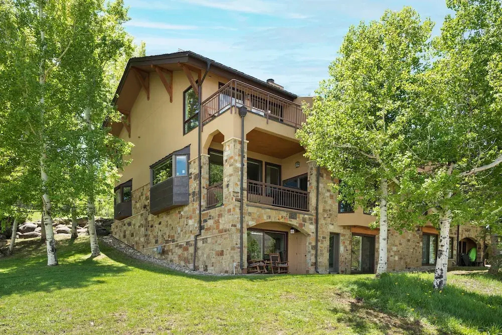 Timeless Ski-in/ski-out Snowmass Mountain Townhome by The Woodrun V Townhouses by RedAwning
