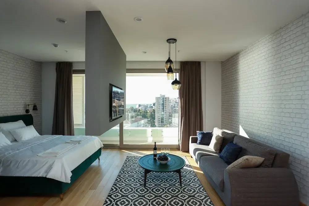 SunSea Apartments
