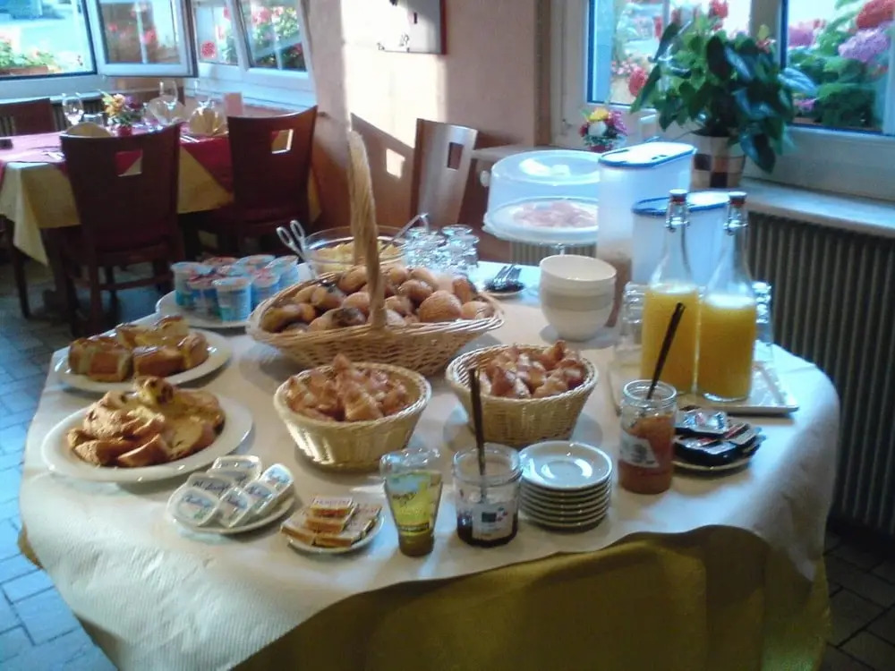 Hotel Restaurant De La Poste Mulhouse Ottmarsheim