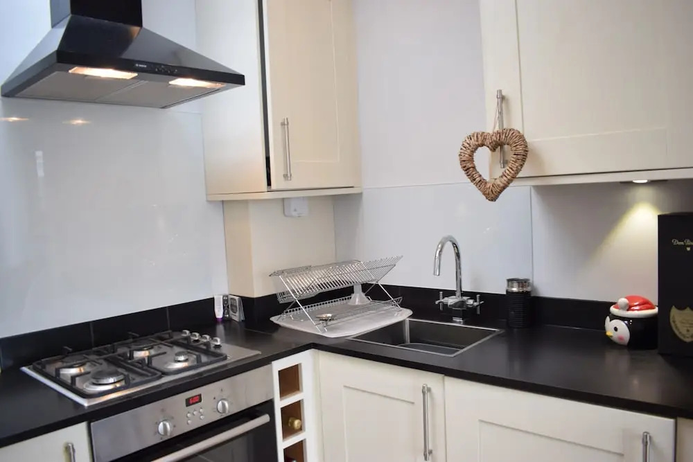 2 Bedroom Flat In Central London