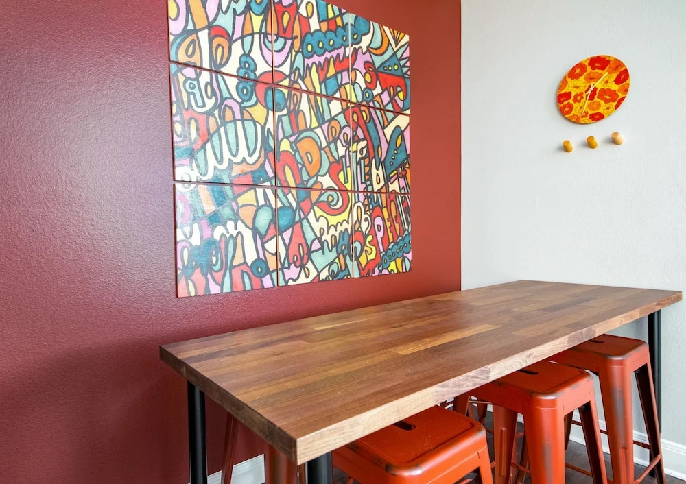 WanderJaunt Walton 2BR Central Austin