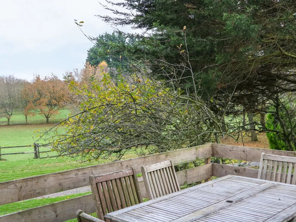 Rose Lodge