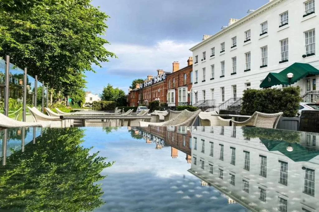 Hampton Hotel
