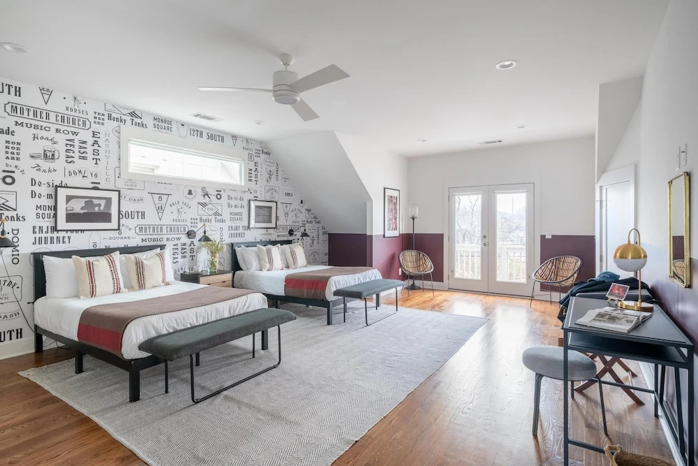Kitty Faith Barbara by AvantStay 3 Unit Buyout w 12BR in Heart of Nashville