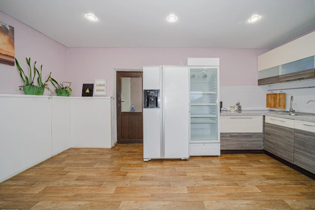 Коттедж Rent Happy Ekaterinburg (Рент Хэппи Екатеринбург)