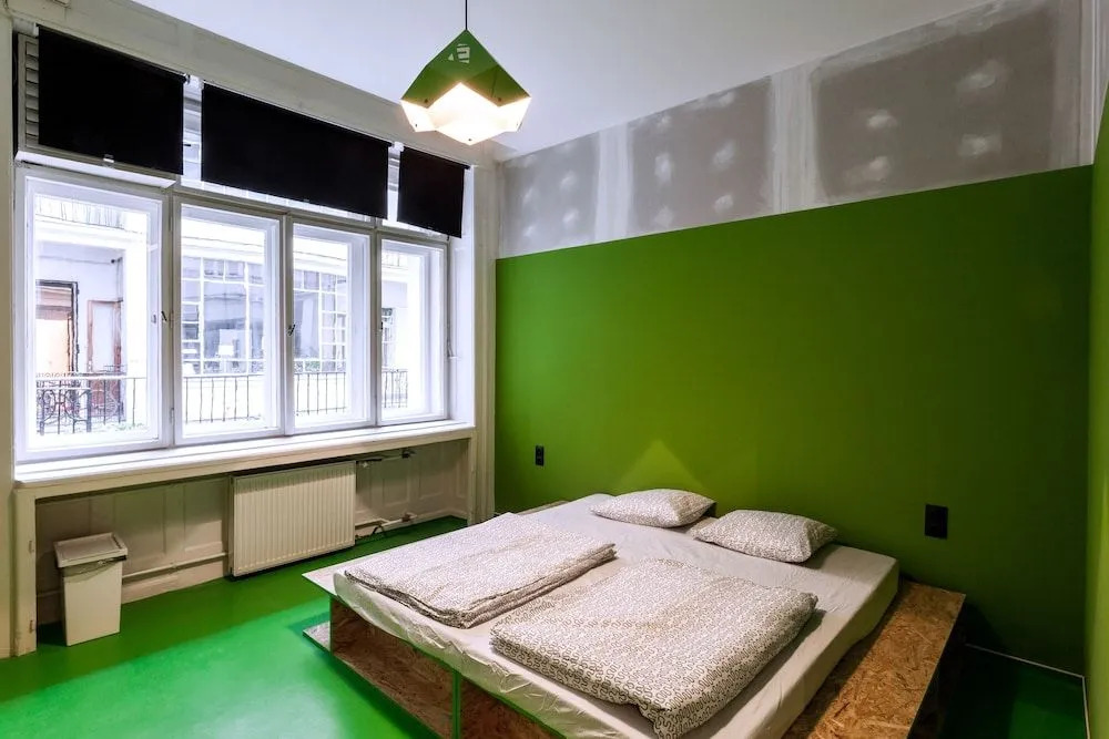 Essential Hostel