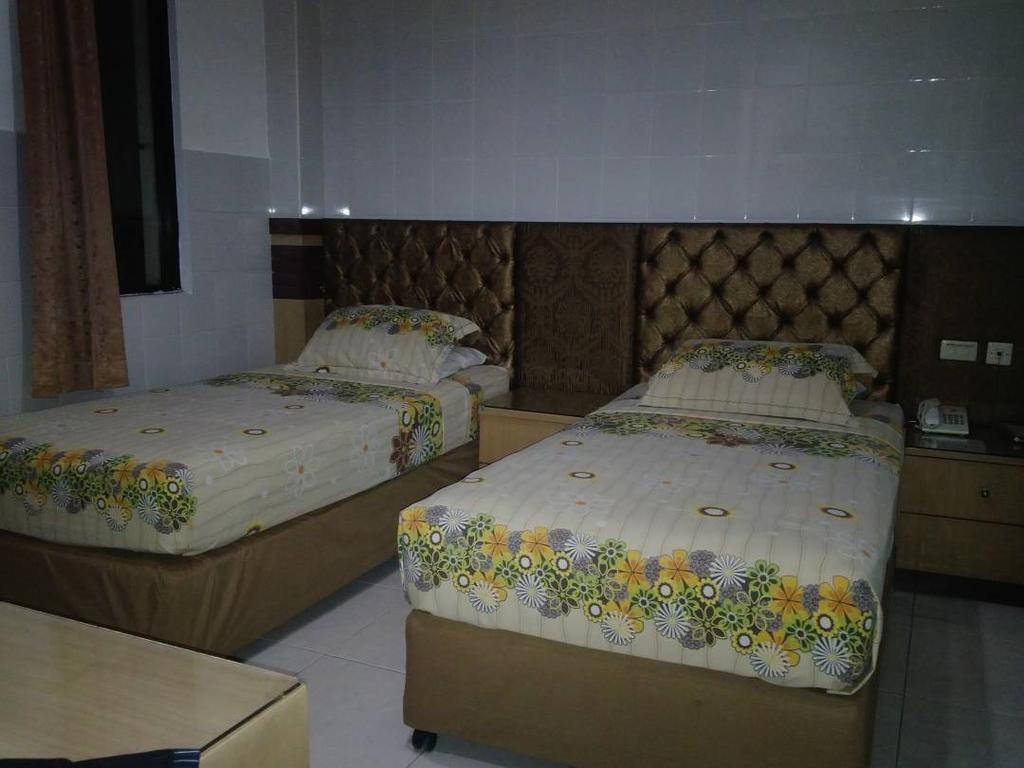 Metro Hotel