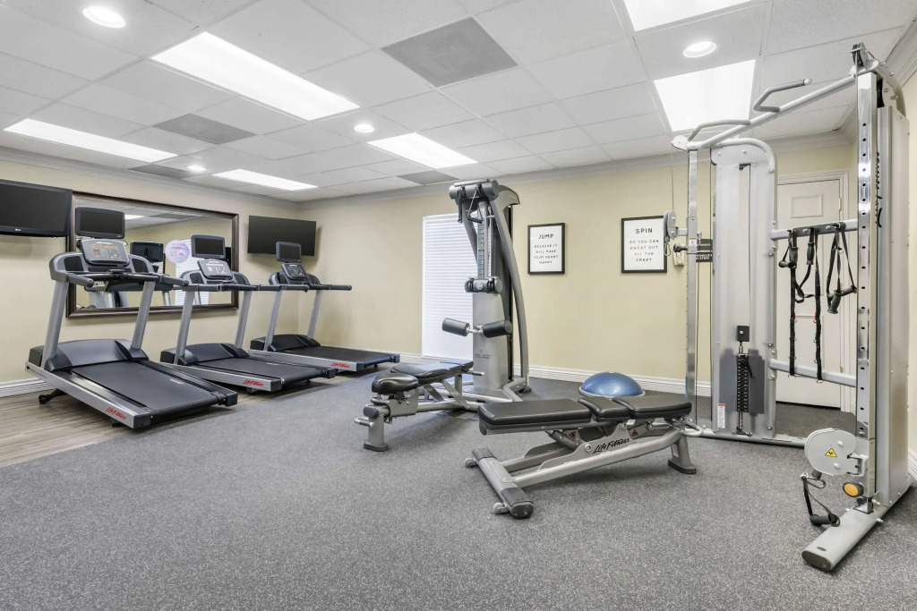 Sonesta ES Suites Dulles Airport