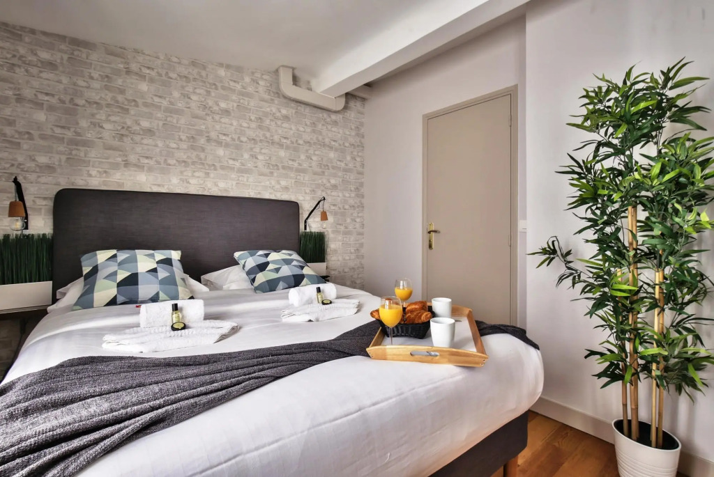 B 833 - Porte de Versailles - Lovely Apartment