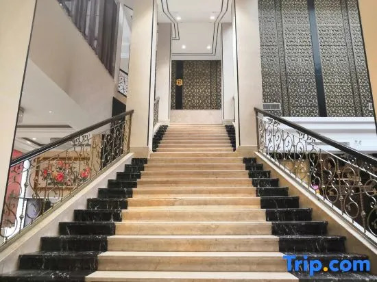 China Pearl Hotel