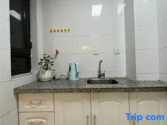 Leyee Capsule Hostel (Hailiang Square)