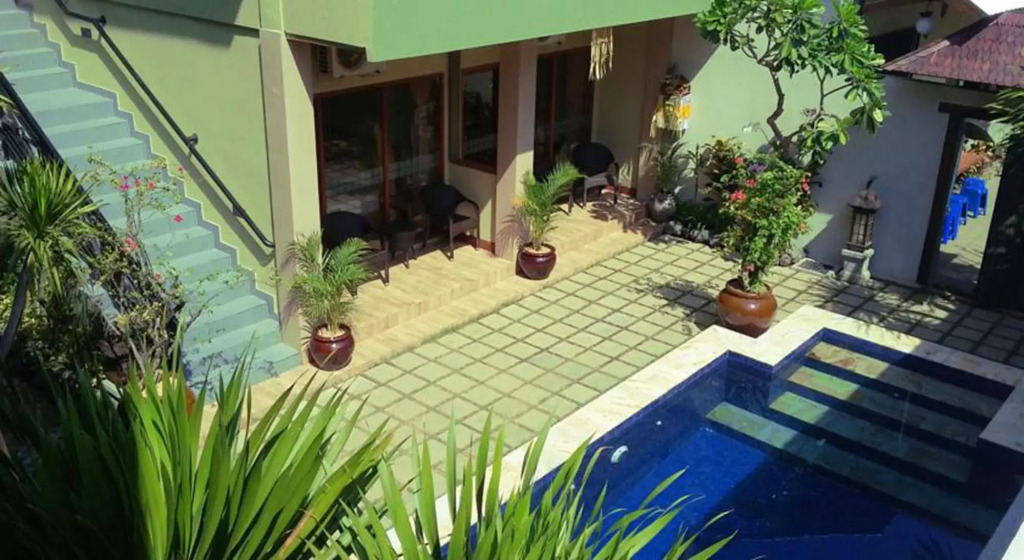 LemonGrass Cottages