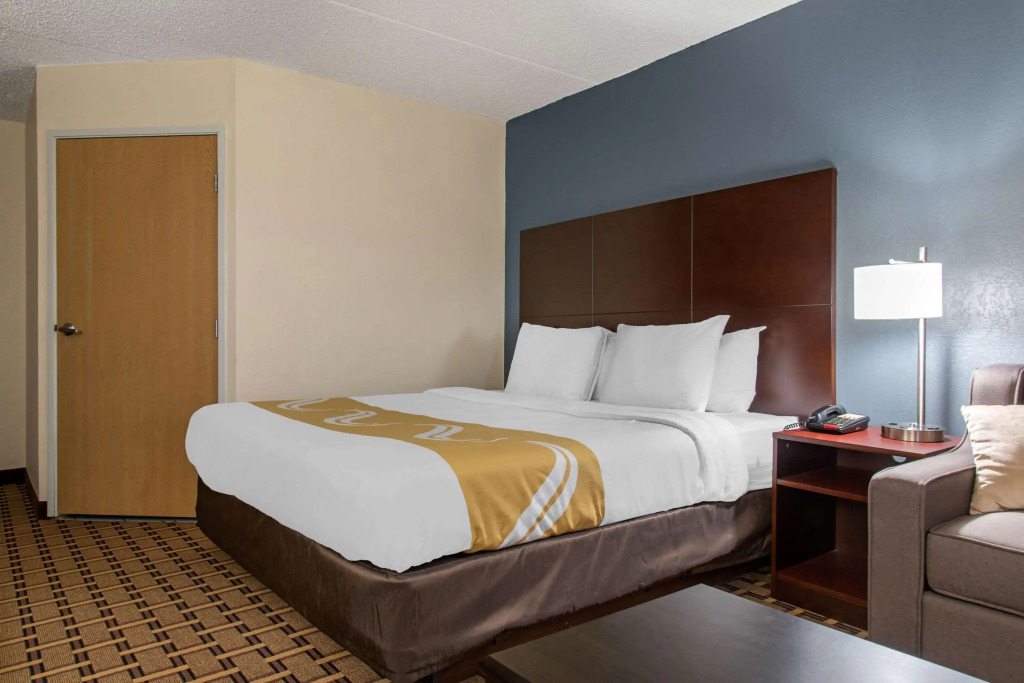 New Prague Inn & Suites, New Prauge
