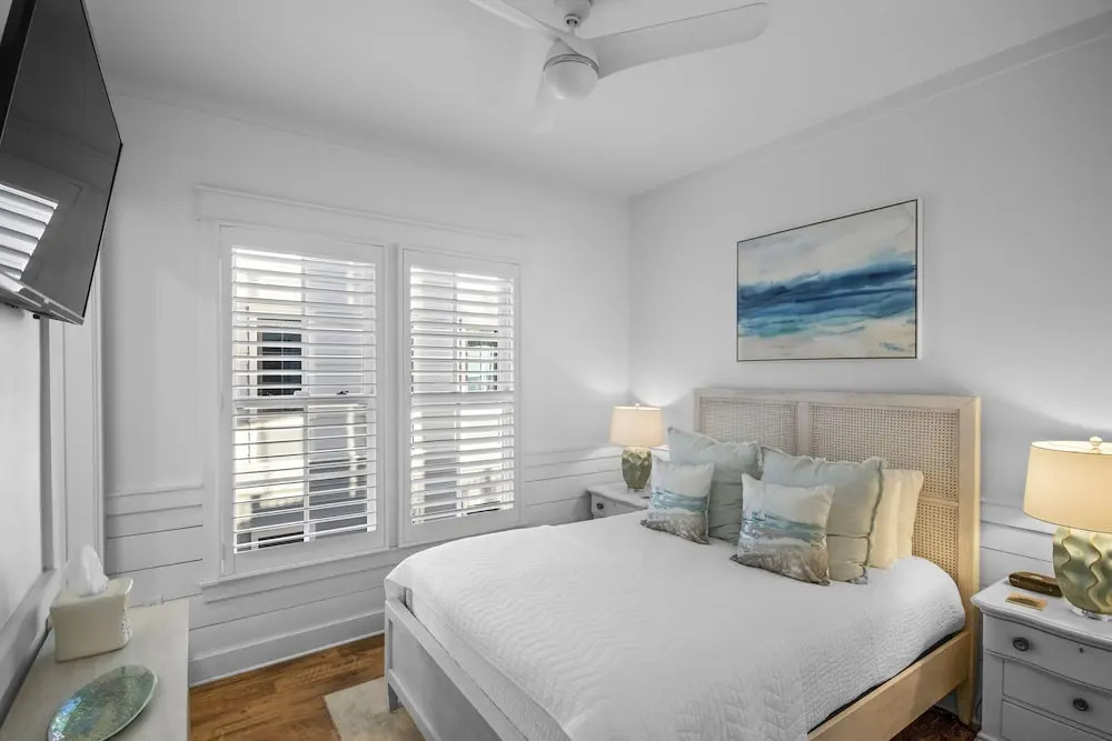 Buckeye On The Beach Gulf Front Seaside, Fl Right Next To Town Center, Sleeps 10! 4 Bedroom Home by RedAwning