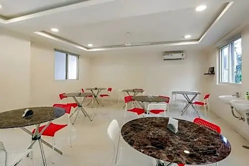 OYO 13163 Jaswitha Homes