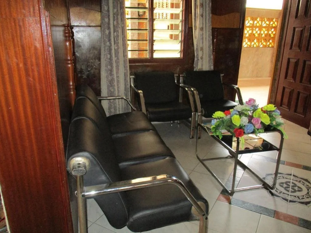 Ganjoni Wananchi Hotel