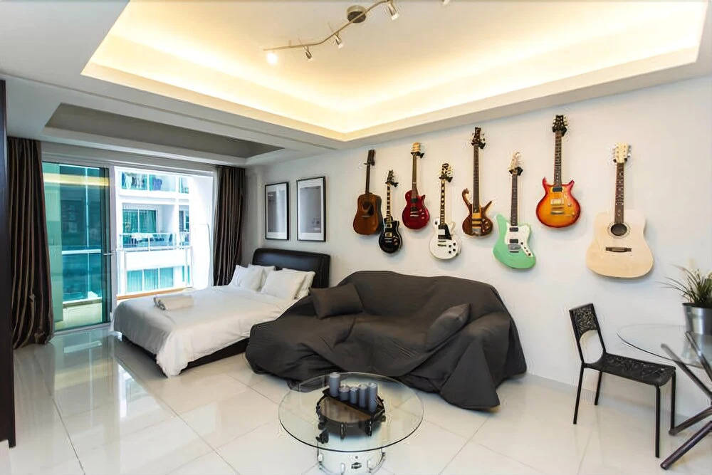 M-Lux Suites