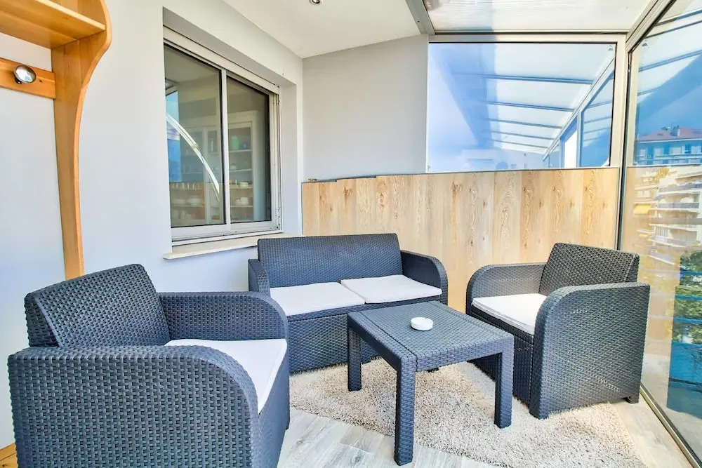 Appart 4 People, Terrace 2 Minutes From the Center
