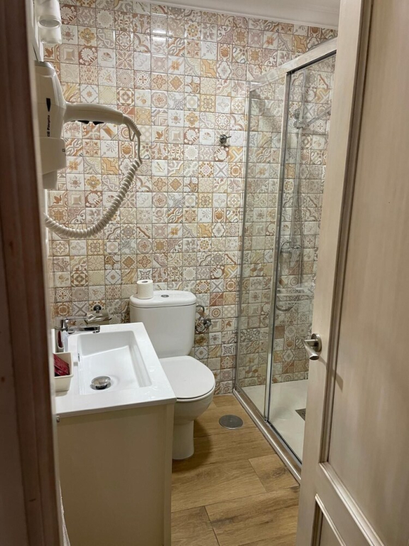 Hostal Flor de Lis - Lojo