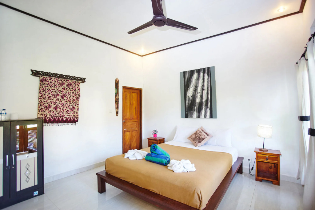Taos House Lembongan By DeWizZ Management