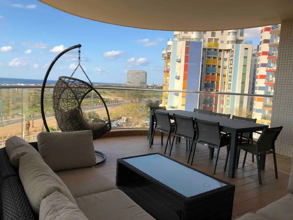 Stav Rentals Tel Aviv Sea View Apartment