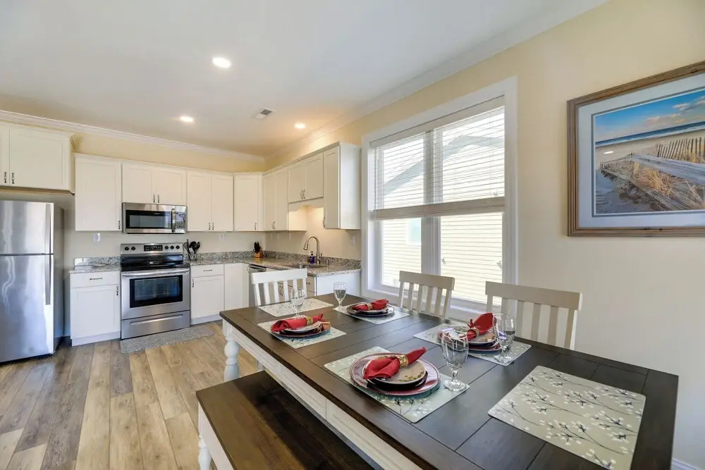 Emerald Isle Getaway w/ Decks & Beach Views!