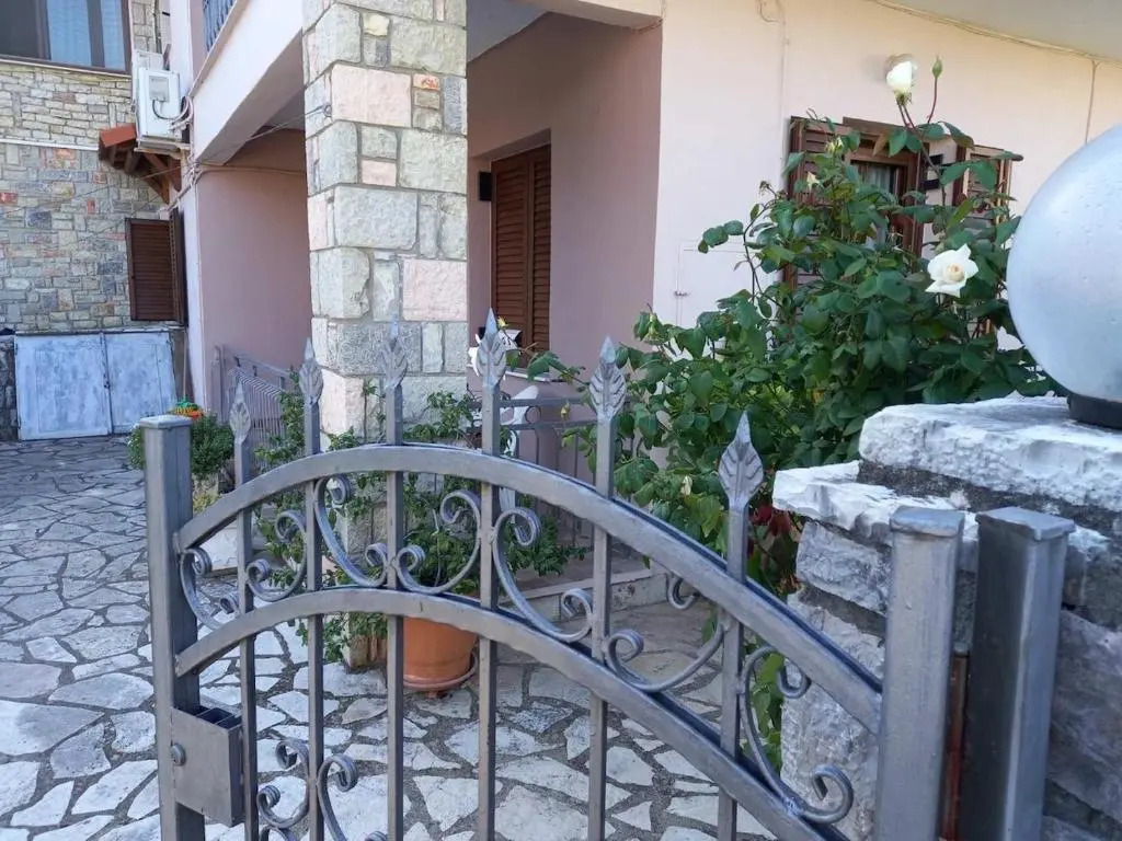 Kontolati's Mountain House