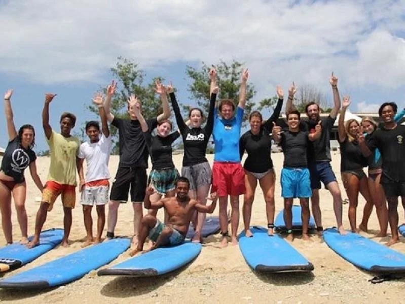 Wave Hunters Surf Camp