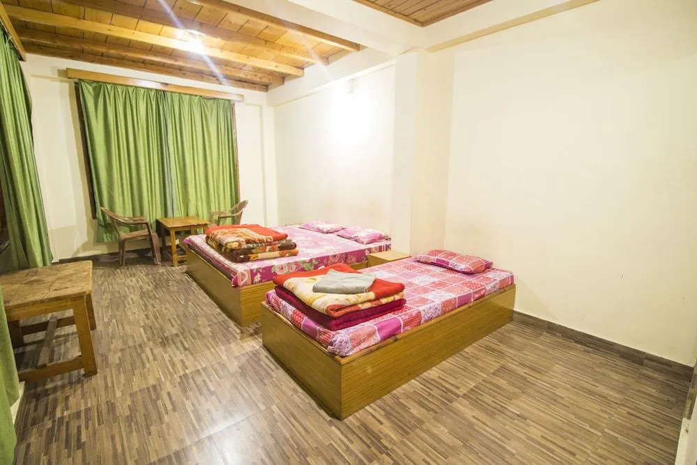 The Paradise, Old Manali