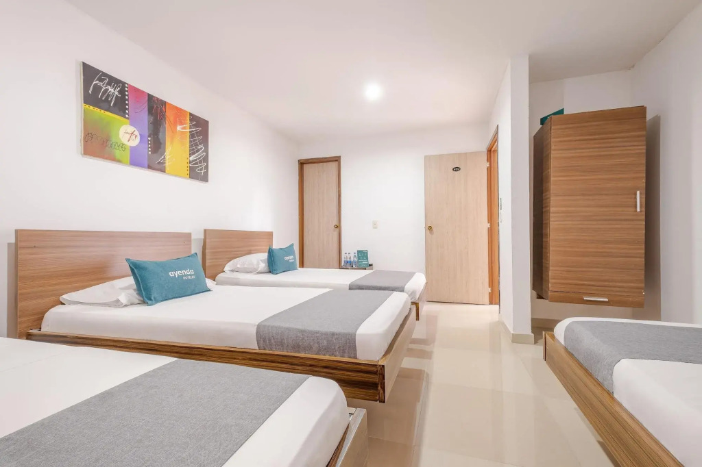 Hotel Metropolitana Plaza