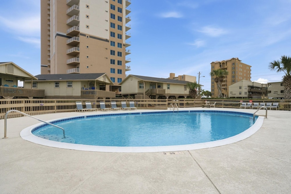 Gulf Village 207