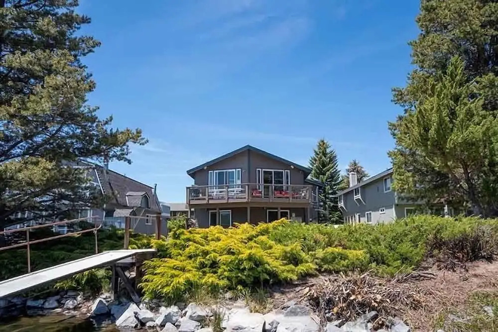1759 Venice Drive 5 Bedroom Home by RedAwning