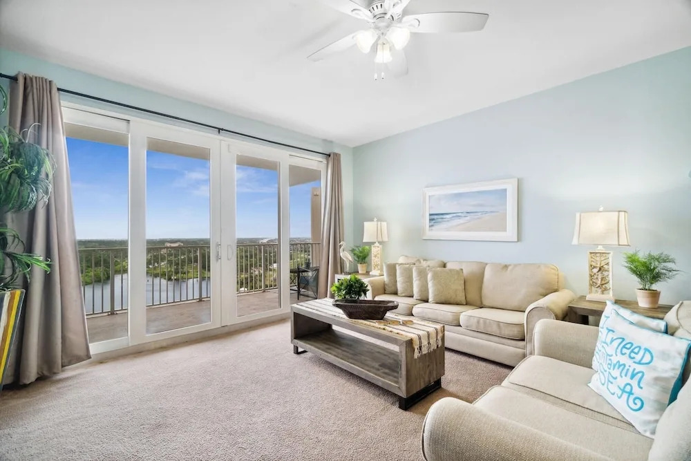 Laketown Wharf 1331