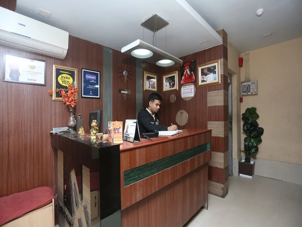 OYO 26968 Hotel Aditya International