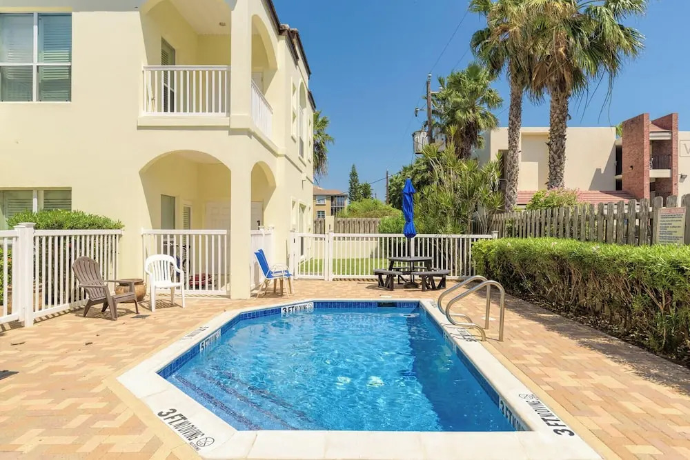 Large Condo Close to Beach With Semi-private Pool!