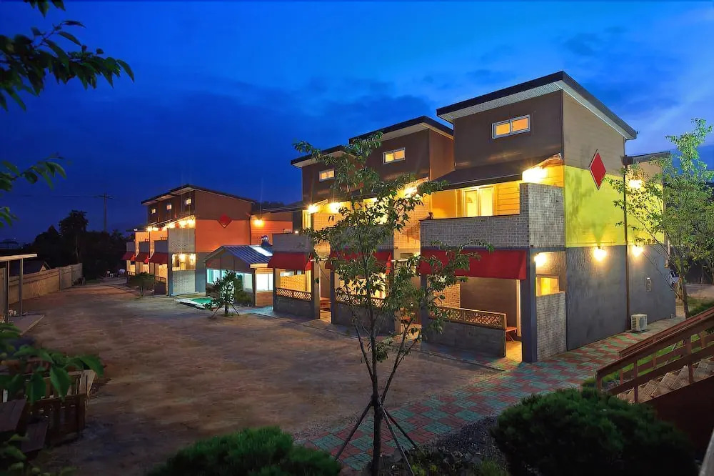 Somma Resort