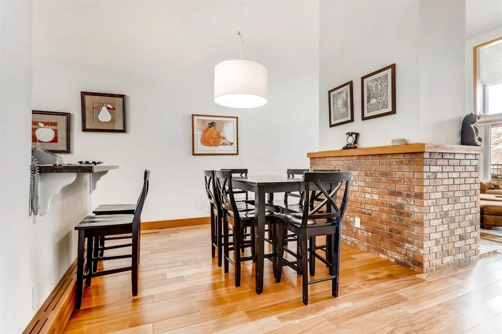 Ski In, Ski Out, 2 Bedroom Luxury Residence In Snowmass Village